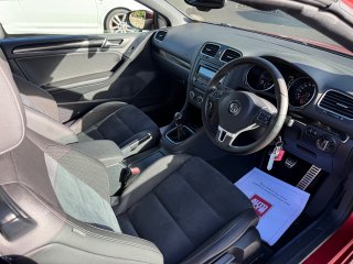 /photos/559/1073e9a0-fe06-402e-9446-15595f17e5ca_i320x240.jpg