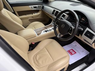 /photos/559/151ab8a4-12c2-dc56-7832-763e42ff1bf1_i320x240.jpg