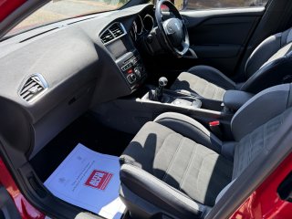 /photos/559/aac5615e-11a9-6666-f30d-1de2d6e1df12_i320x240.jpg