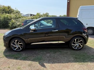 /photos/559/ac10ea7f-30d2-e91f-9e67-3072ca1bd239_i320x240.jpg