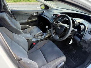 /photos/559/b433b95d-8848-f5c2-164d-52018ac7db0b_i320x240.jpg