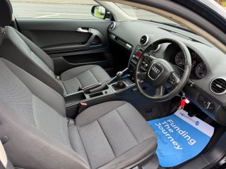 /photos/559/b8dc075f-44d6-176a-3b21-08f3c5832f91_i320x240.jpg