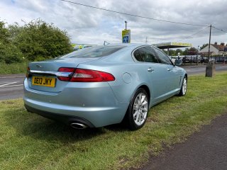 /photos/559/cbaa4008-29d3-6e4f-67b8-ebcfe2575933_i320x240.jpg