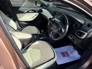 /photos/559/dc11e43b-fa00-de02-3a15-d1602104c9aa_i320x240.jpg