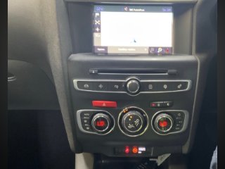 /photos/559/e14ce35f-a8c1-5dd1-363e-3570a4f15a23_i320x240.jpg