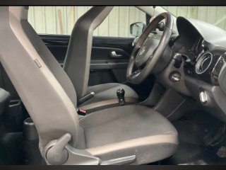 /photos/559/f3d6c834-c237-7756-271c-1a3f84e3260a_i320x240.jpg