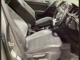 /photos/559/fffa3b31-259b-3ad8-93d2-288ae2e39782_i320x240.jpg